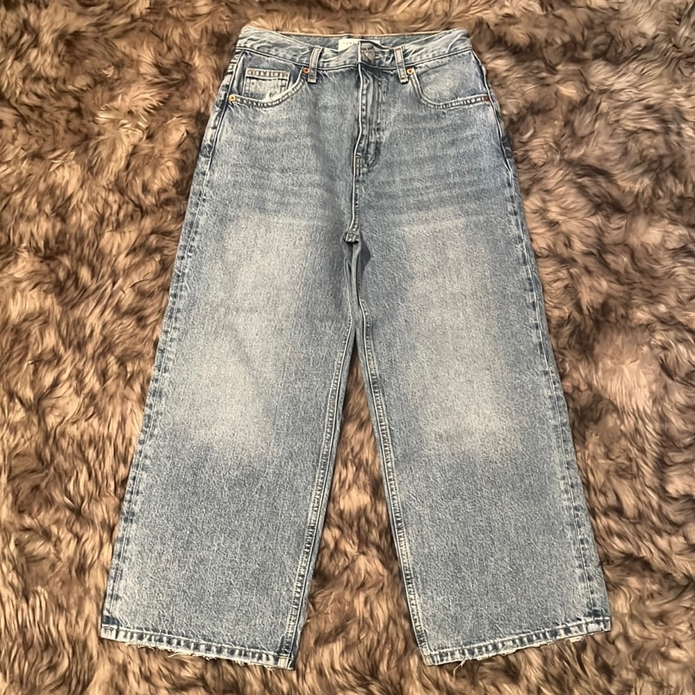 Topshop - Cropped Wide Legged Jeans - Sz 28W/31L